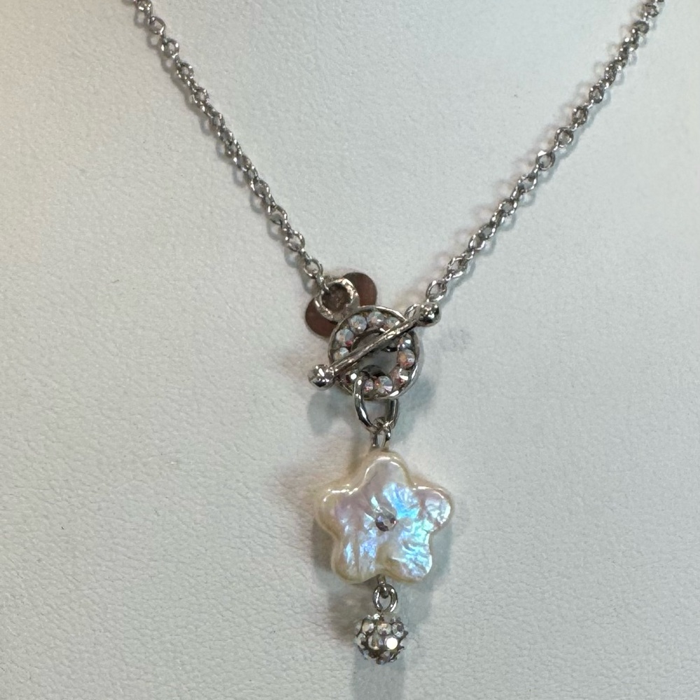 Sterling Silver Freshwater Pearl toggle Necklace